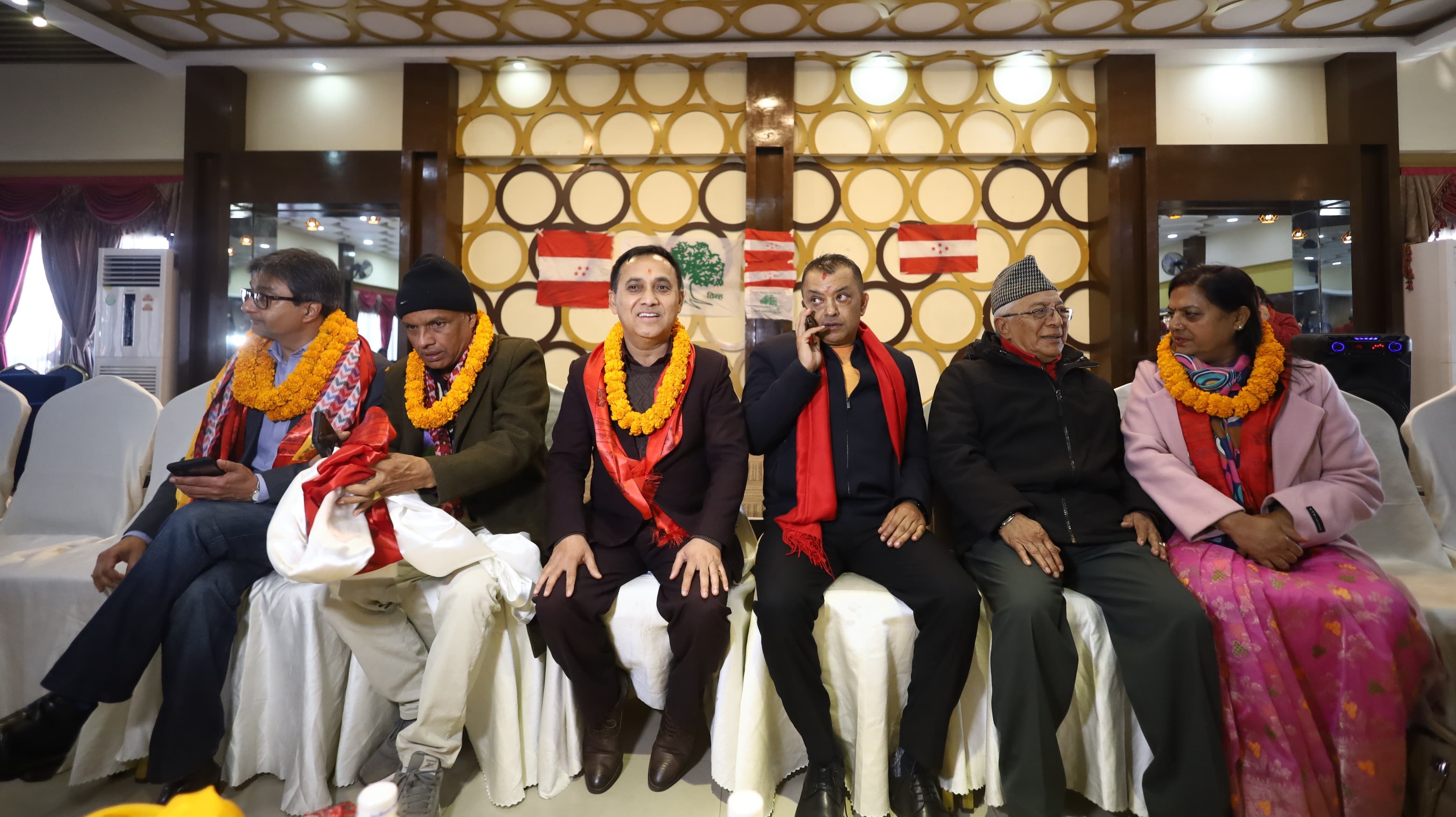 नयाँ कांग्रेसको पहिलो बैठक पार्टी प्यालेसमा, आजै निर्वाचन आयोग जाँदै