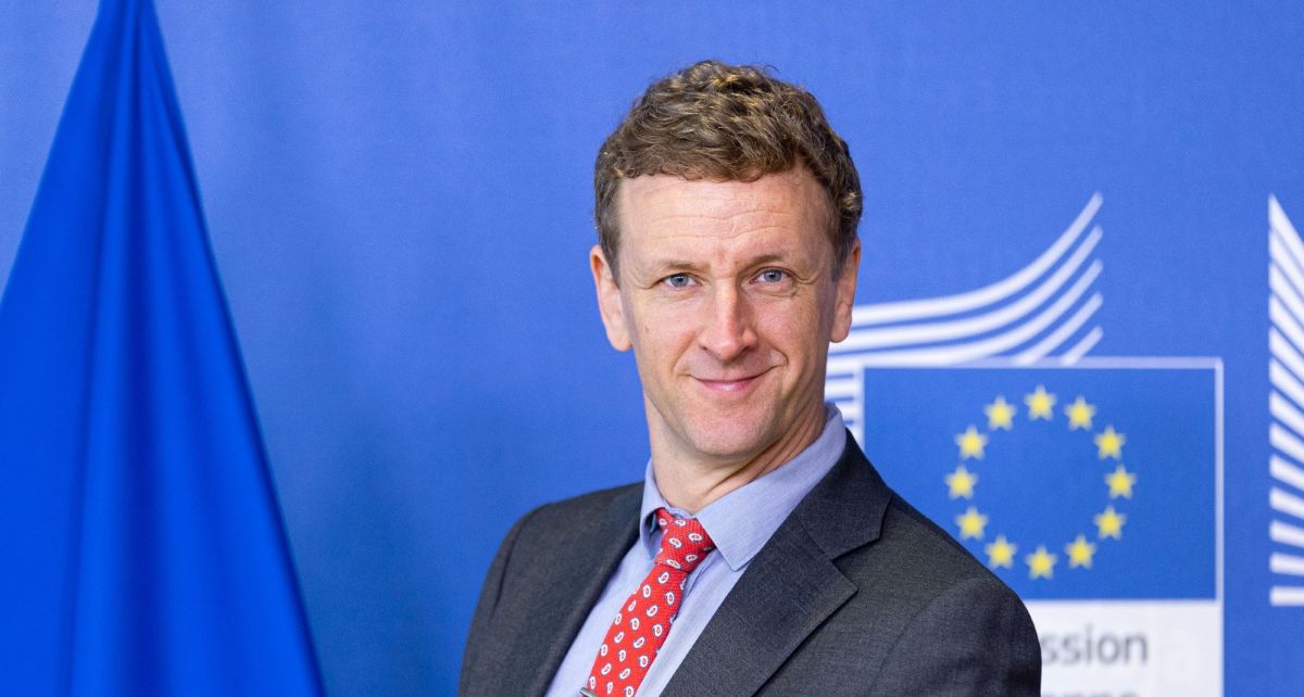 द्वन्द्व चर्काउनुको सट्टा वार्ता र छलफलबाट समाधान निकाल्नु इयूको प्राथमिकता