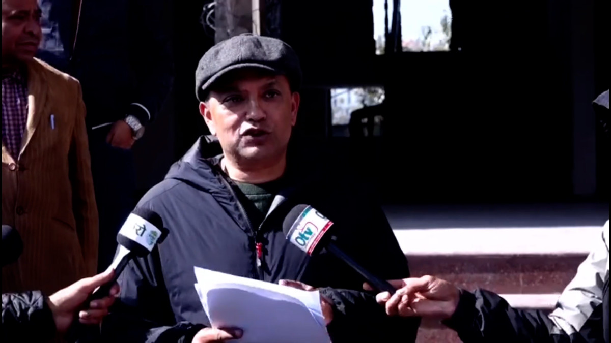 गगनको गुनासो : विश्वप्रकाश र मेराविरुद्ध घेराबन्दी भयो