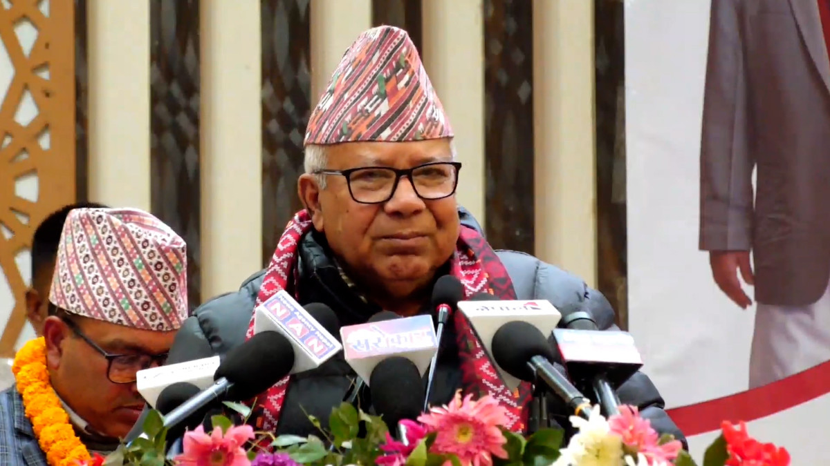 नेकपालाई जनताले पहिलो पार्टी बनाउन चाहेका छन् : माधव नेपाल