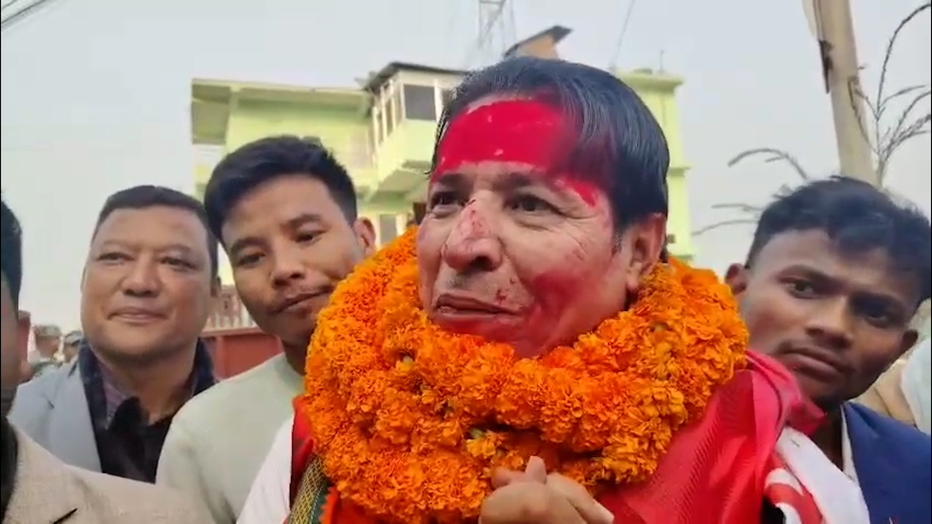 रौतहट–४ मा उम्मेदवार बनेका पत्रकार ऋषि धमलासँग को-को प्रतिस्पर्धा गर्दैछन् ?