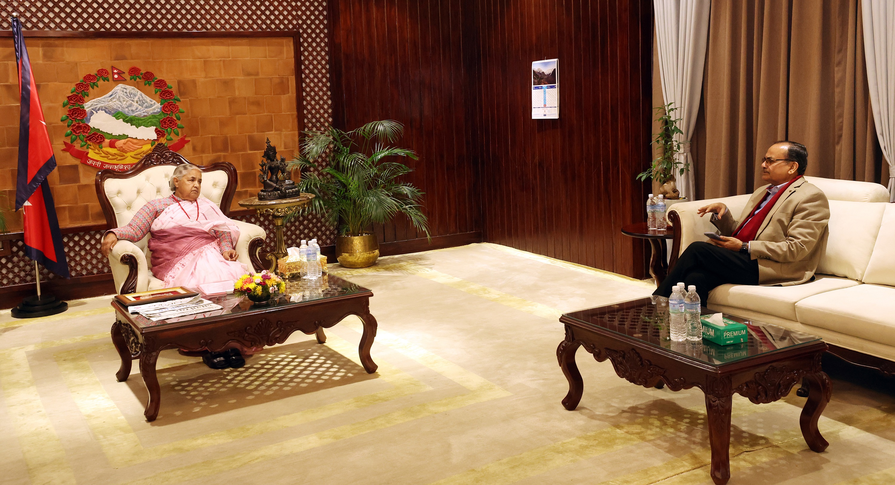 प्रधानमन्त्री कार्की र मधेश प्रमुख लाभबीच भेटवार्ता