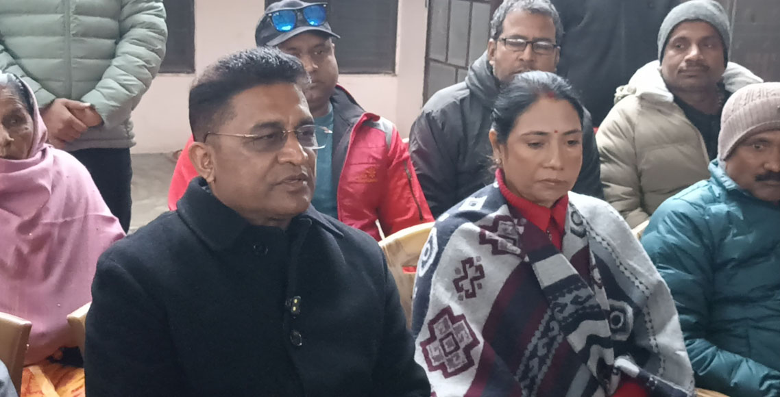 सरकार आफै चुनाव बिथोल्न लागिपरेको छ : रघुवीर महासेठ