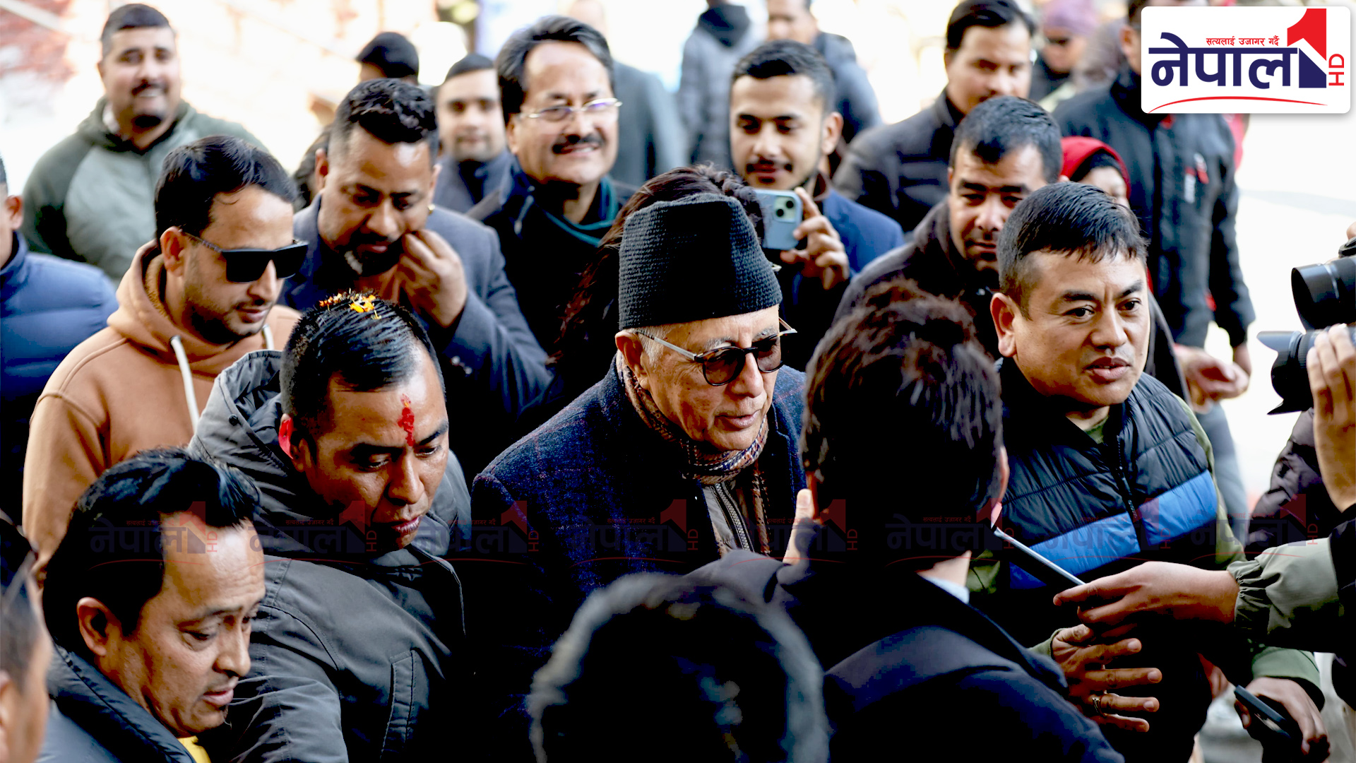 देउवा भेटेर सानेपा पुगेका शेखर भन्छन्, ‘पार्टी यत्तिकै फुट्छ ?’