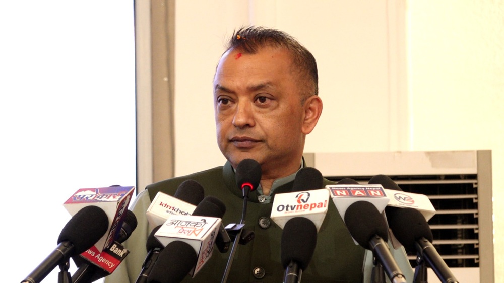 लोकप्रियतावादको सिकारबाट नेपाललाई जोगाऔँ : गगन थापा