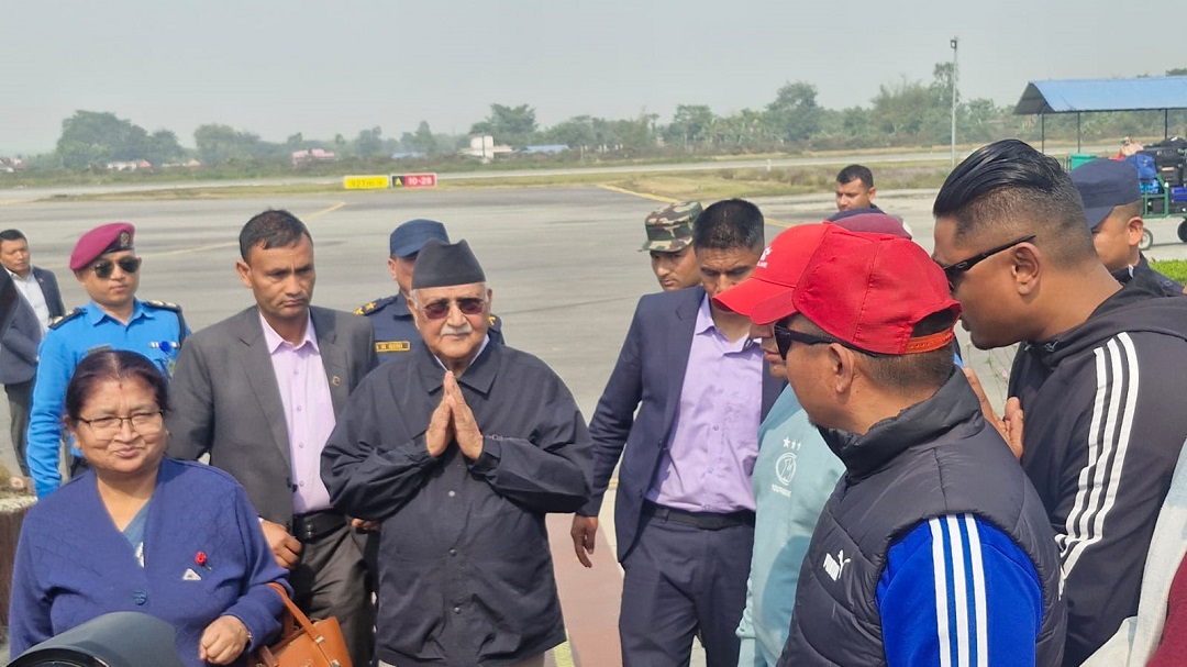 झापाबाट रवि-बालेन लक्षित ओलीको टिप्पणी, आगजनीलाई क्रान्ति भन्नेले संघीयताबारे स्पष्ट पारुन्