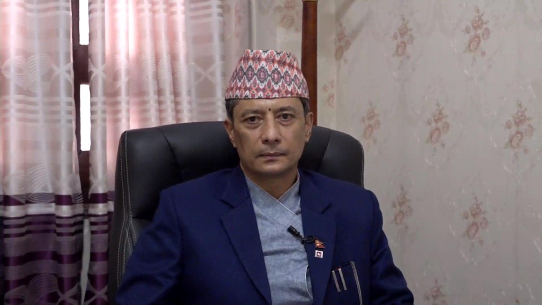 उम्मेदवारकाे एकै परिवारकाे बैङ्‍क खाता निगरानीमा