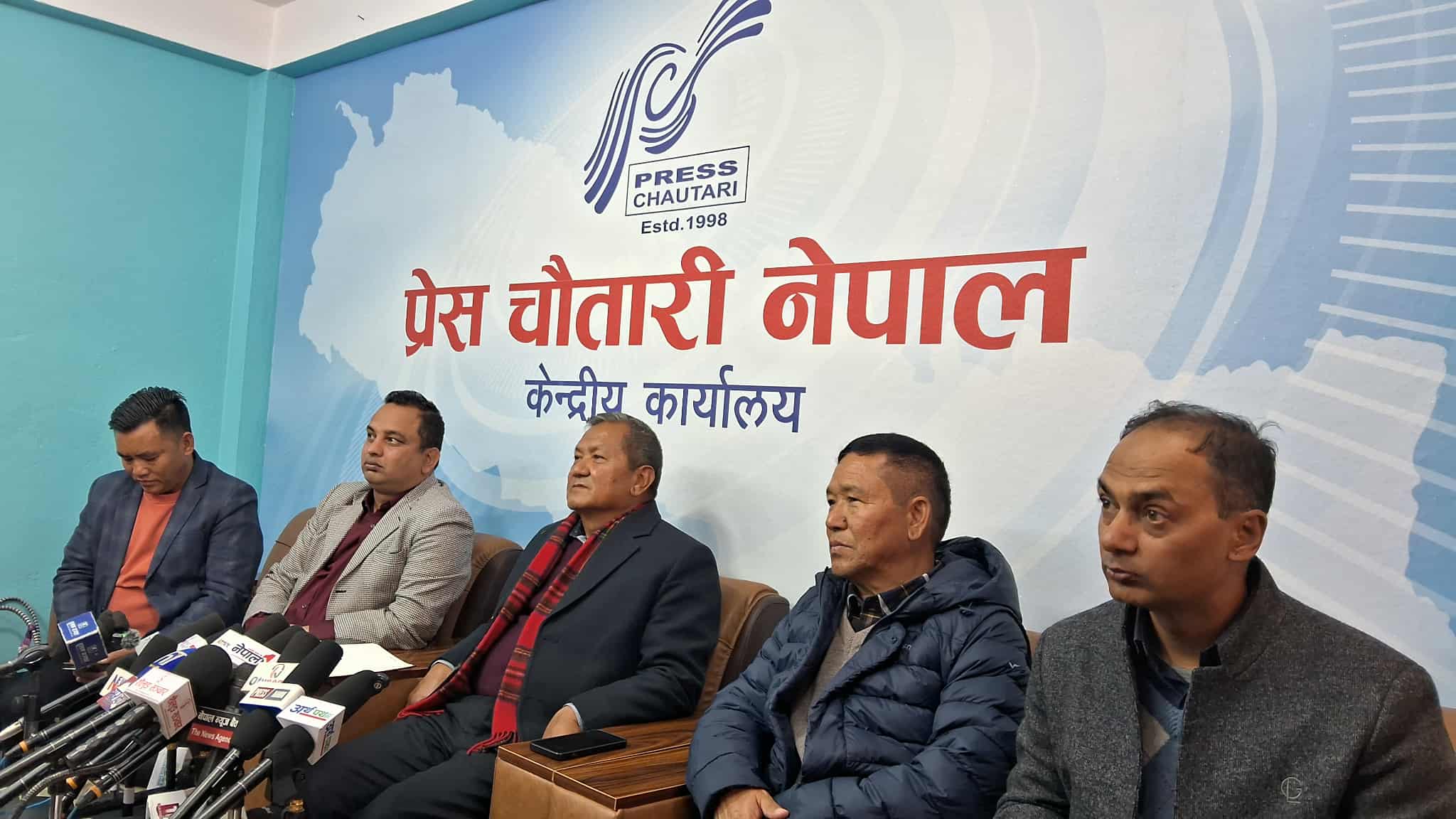 काँग्रेसमा अनुहार नयाँ आए,भिजन नयाँ आएन: एमाले उपाध्यक्ष गुरूङ