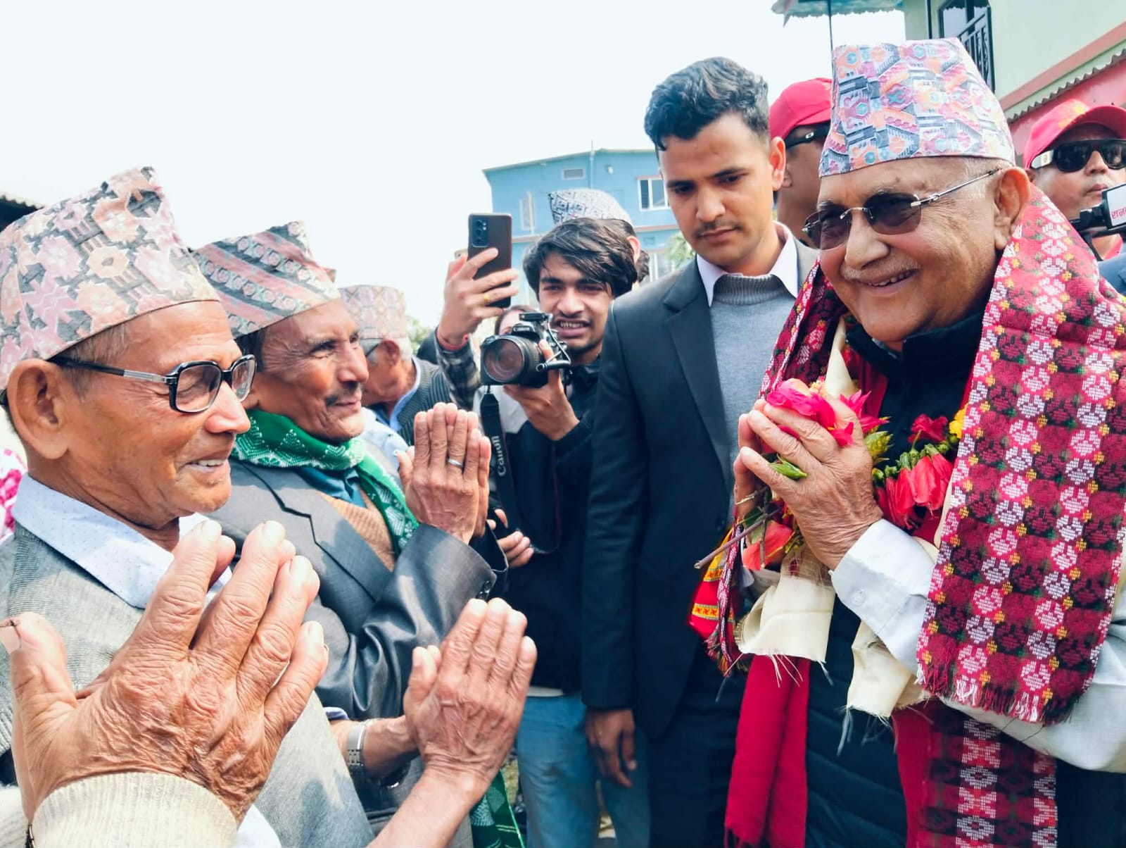 एमाले अध्यक्ष ओली गौरीगञ्ज केन्द्रित कार्यक्रममा