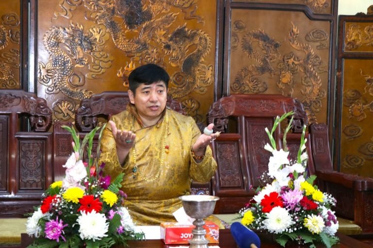 बौद्ध तथा मेलम्ची घ्याङ गुठीका प्रमुख लामालाई पदमा यथावत् राख्ने निर्णय