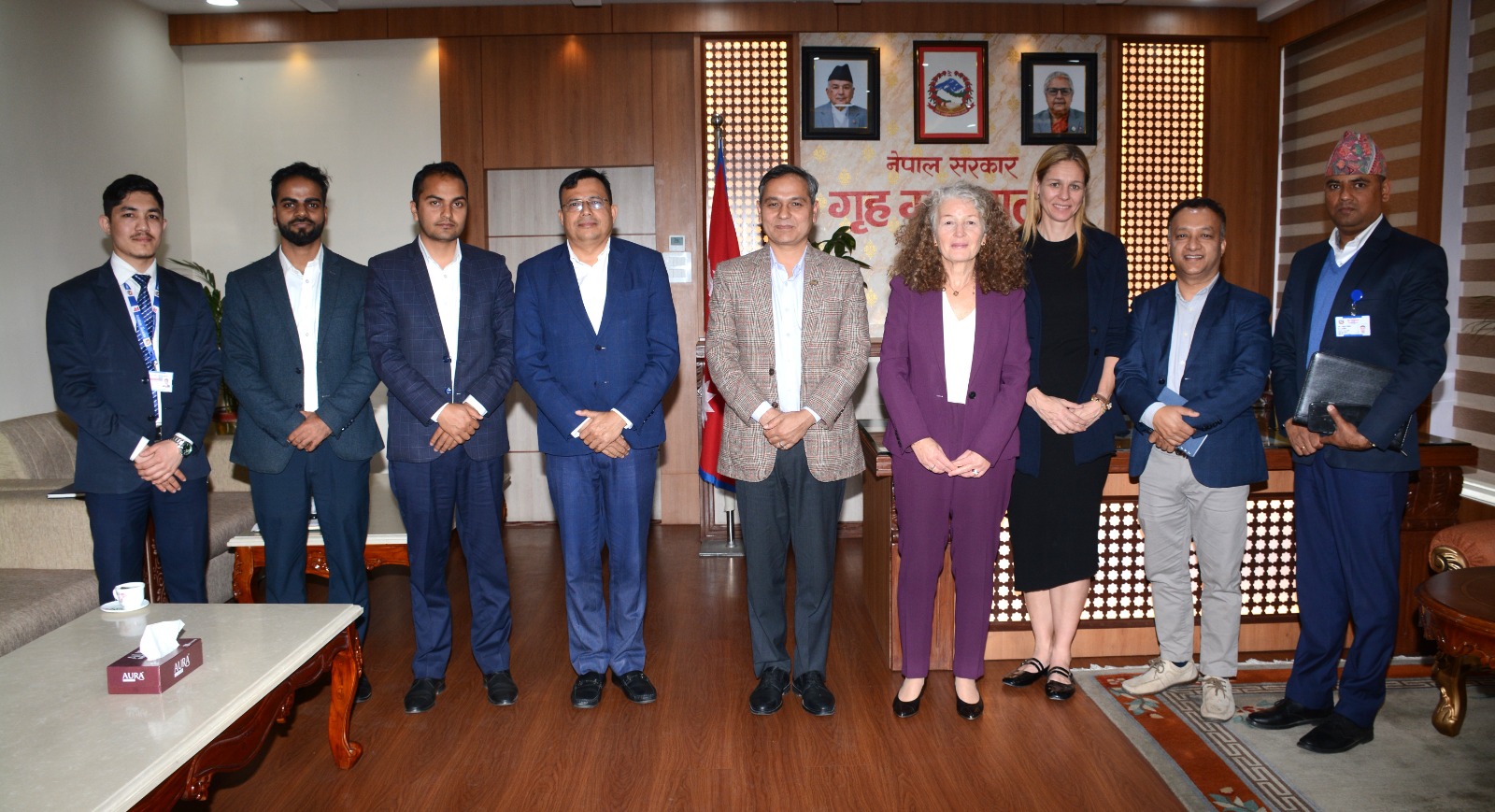 गृहमन्त्री अर्याल र राष्ट्र संघका आवासीय संयोजकबीच भेट