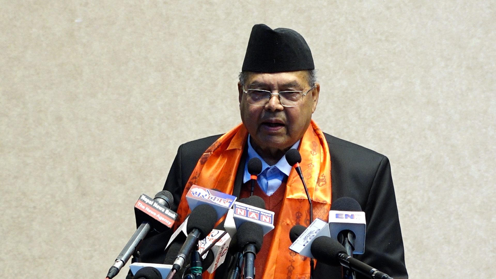 वर्तमान सुरक्षा अवस्थाबीच निर्वाचन हुन लागेकामा चिन्ता लागेको छ – झलनाथ खनाल