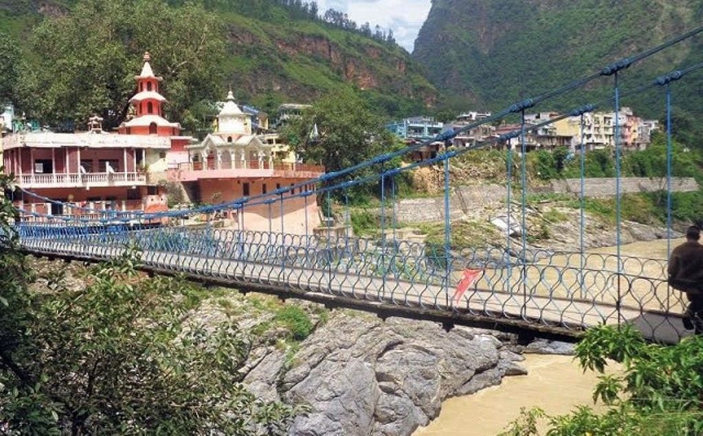 निर्वाचनलाई मध्यनजर गर्दै भारतसँग जोडिएको बैतडीको झुलाघाट नाका तीन दिन बन्द हुने