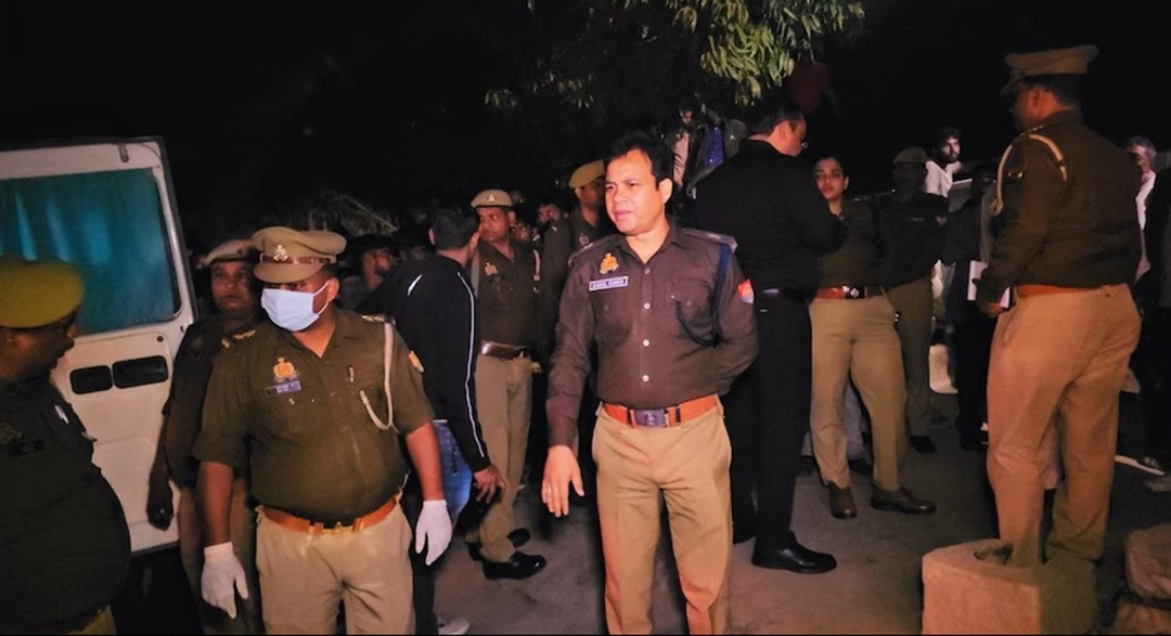 दुई-तीन दिनसम्म चालचुल नभएपछि हेर्दा घरभित्र पाँच जनाकाे शव !