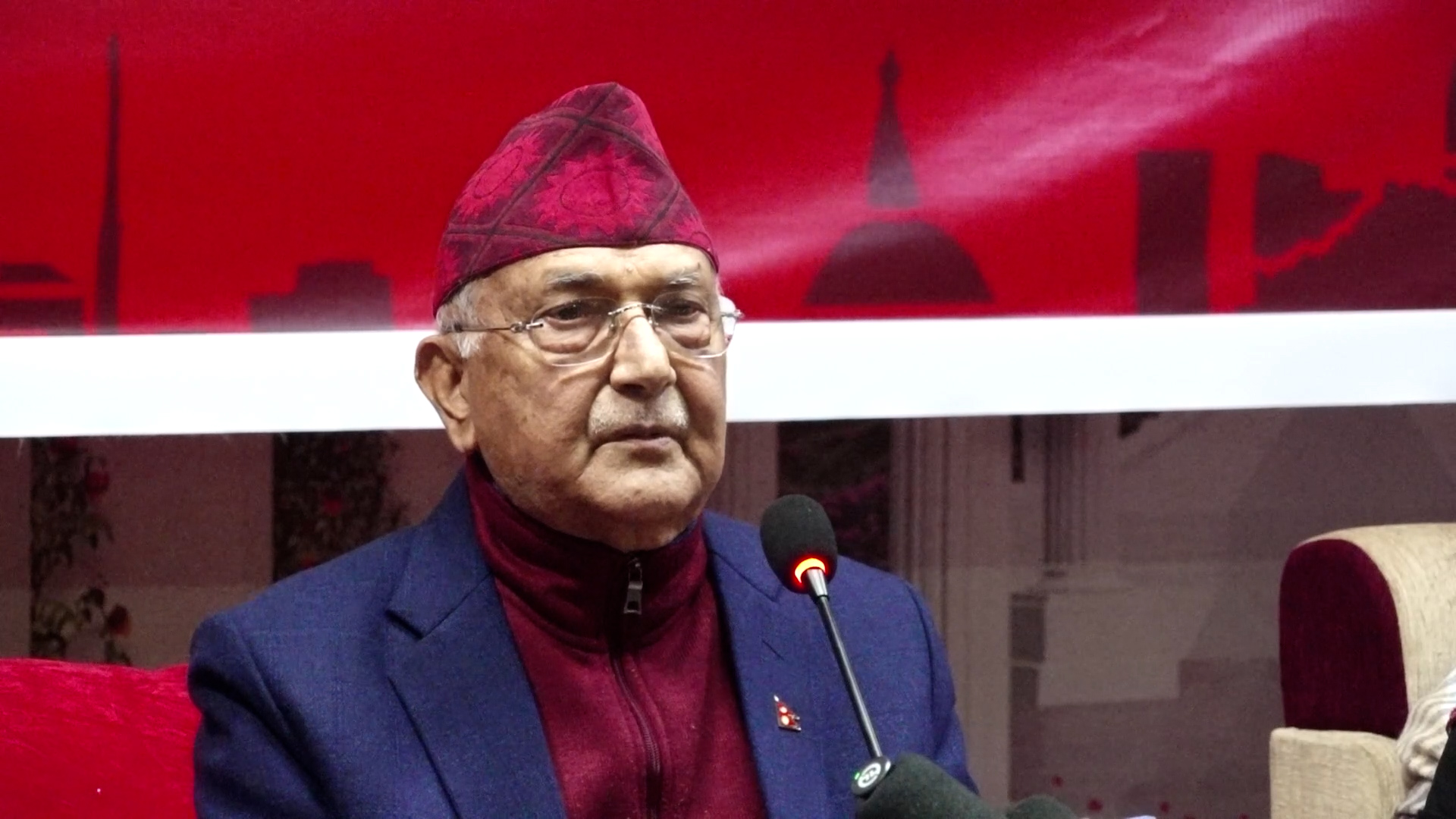 दैलेखमा ग्यास उत्खनन् गर्यौं, अब घर घरमा पुर्याउछौं : ओली