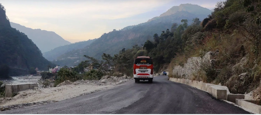 ७ वर्षपछि मालढुंगा–बेनी सडक स्तरोन्नति, अव एक घन्टाको यात्रा १५ मिनेटमै