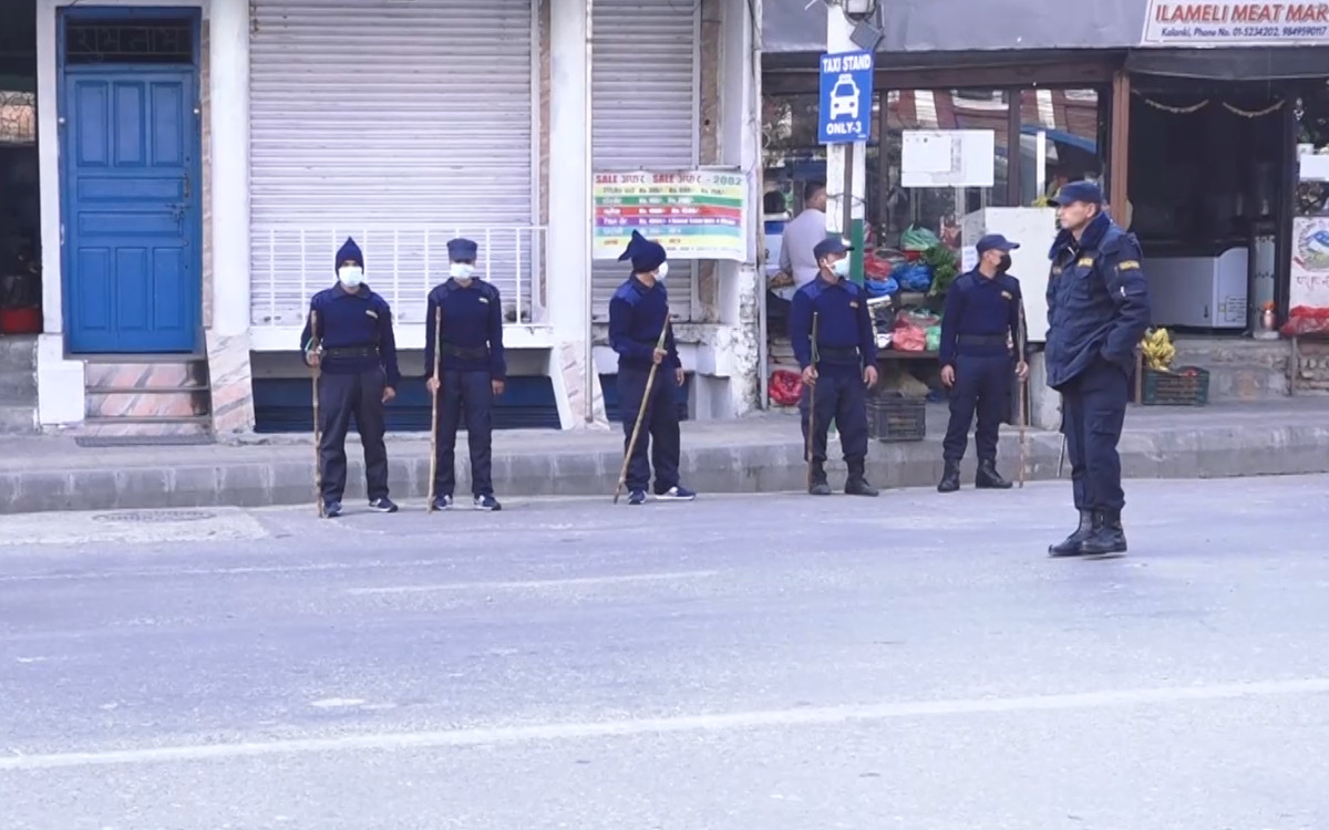 चोक–चोकमा तैनाथी भए निर्वाचन प्रहरी