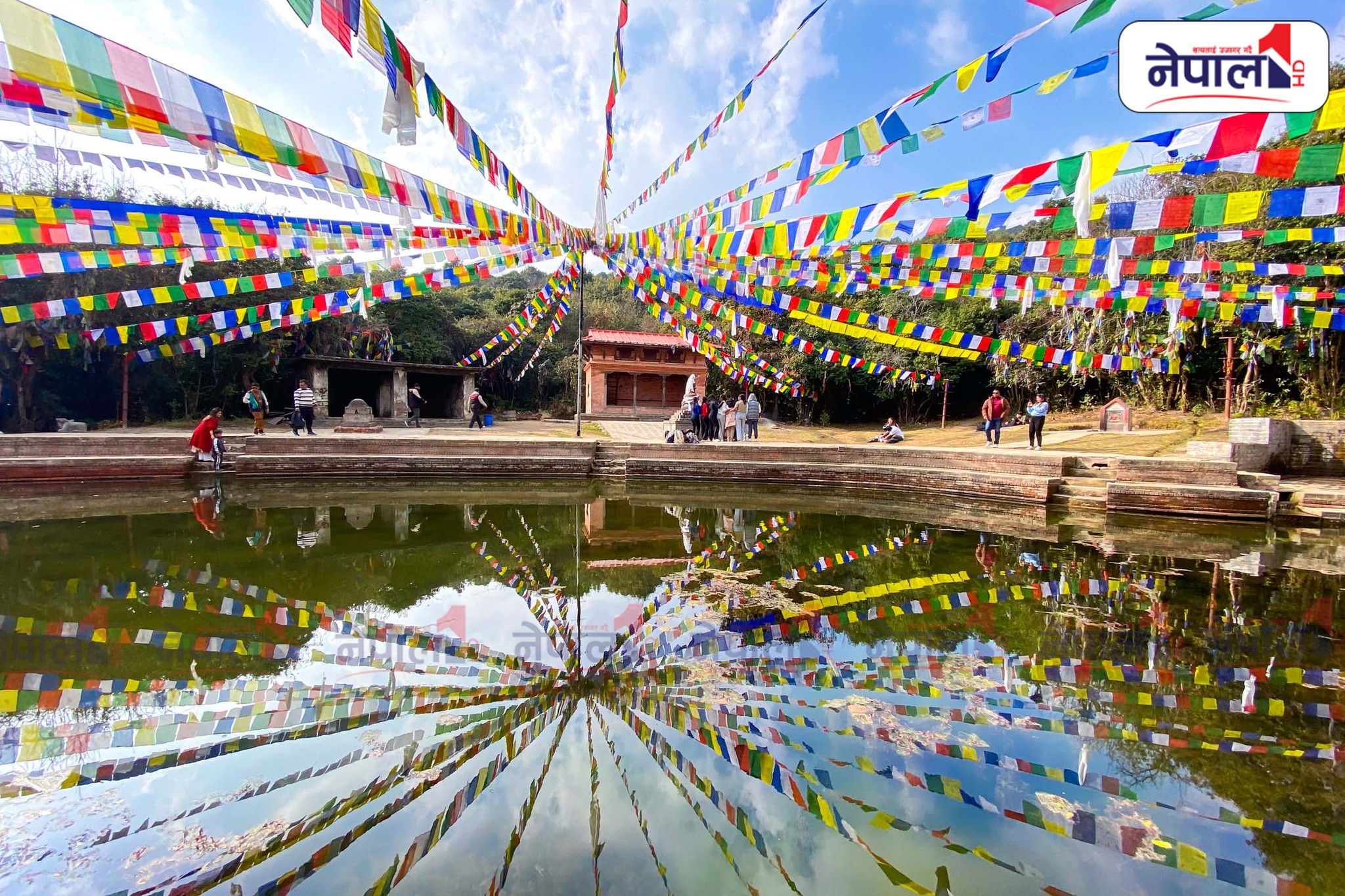 काठमाडौं उत्तरकाे रहस्यमय मणिचुड दह (फाेटाे फिचर)
