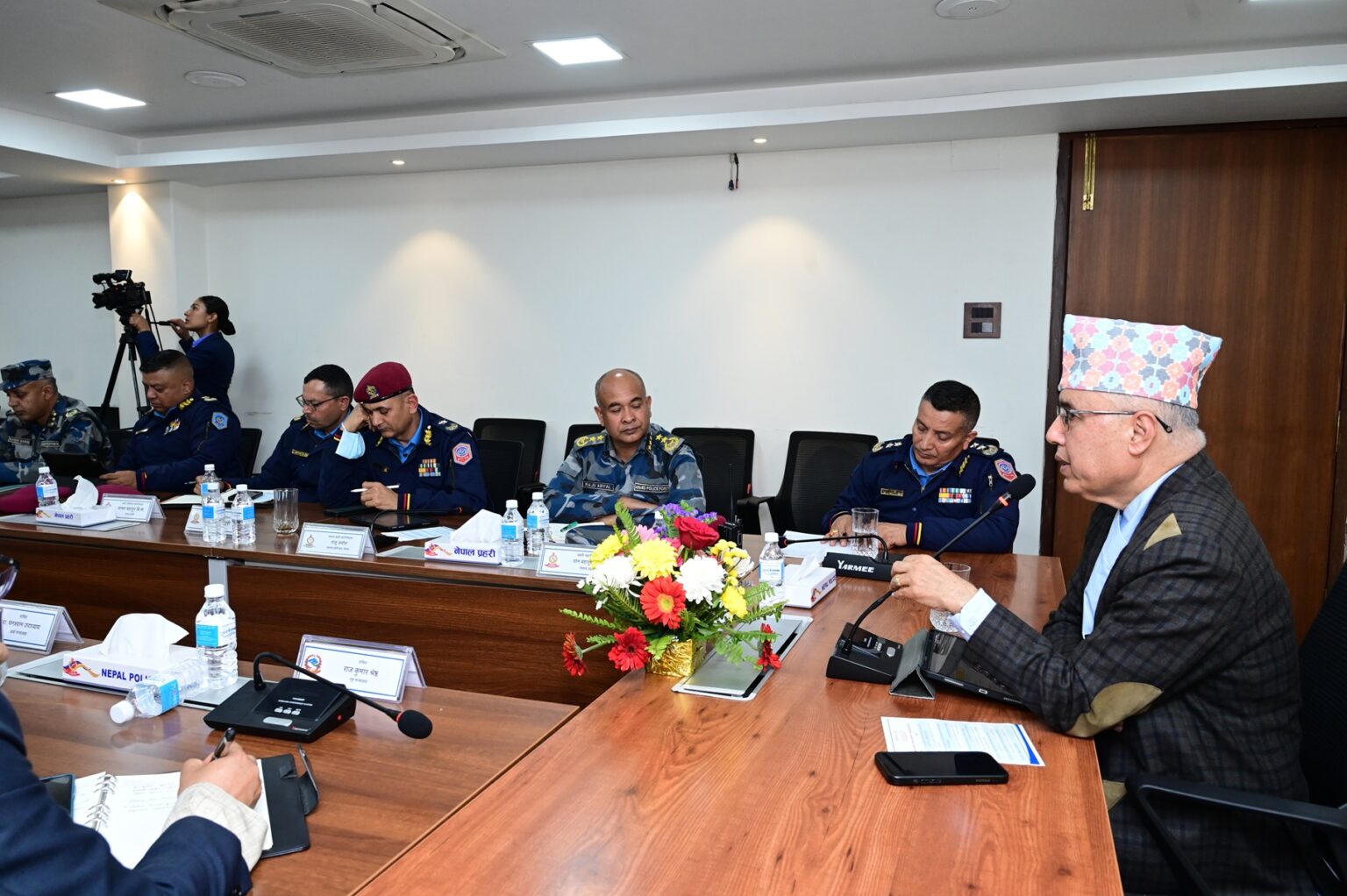 राजस्व चुहावट नियन्त्रणलाई प्रभावकारी बनाउन सहकार्य जरूरी छ -अर्थमन्त्री खनाल