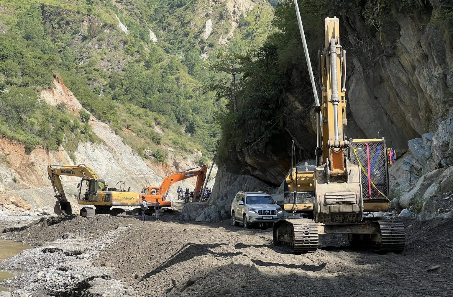 आज साँझदेखि बिपी राजमार्गमा यातायात सञ्चालनमा रोक