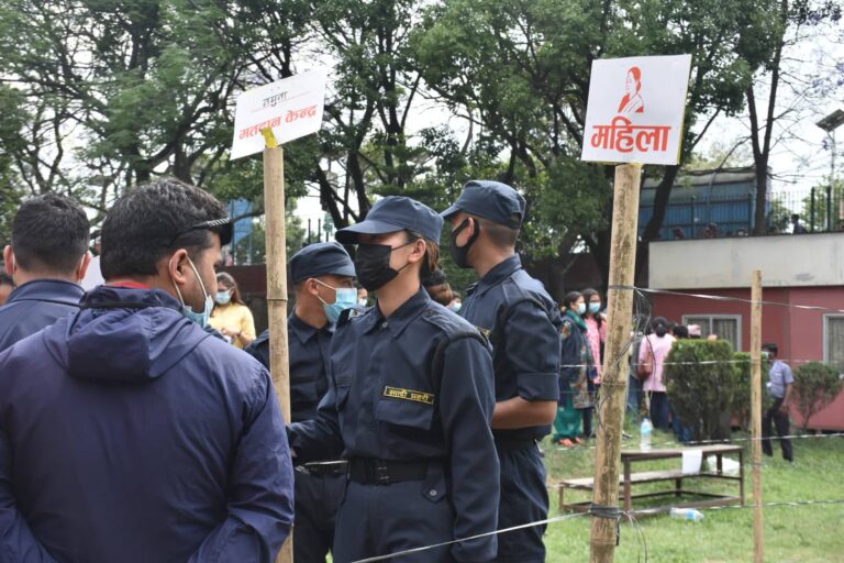 ‘उच्च मनोबलका साथ नेपाल प्रहरी निर्वाचन सुरक्षा खटियो’