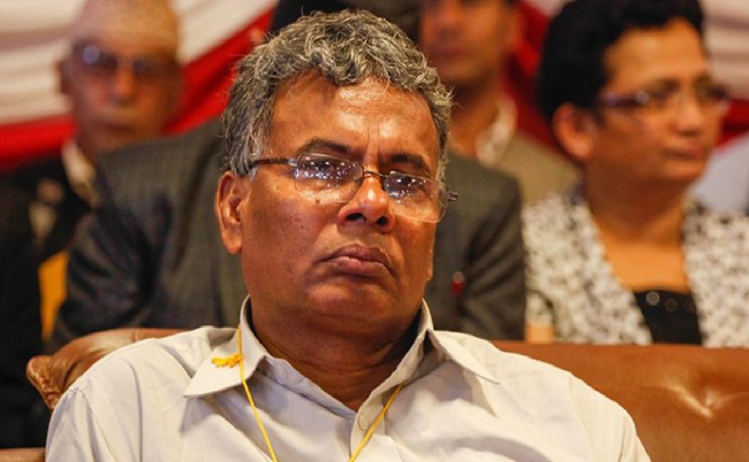 धनुषा-१ मा नेकपाका मातृका यादवलाई आयाेगले निर्वाचित भएकाे प्रमाणपत्र नदिएपछि…