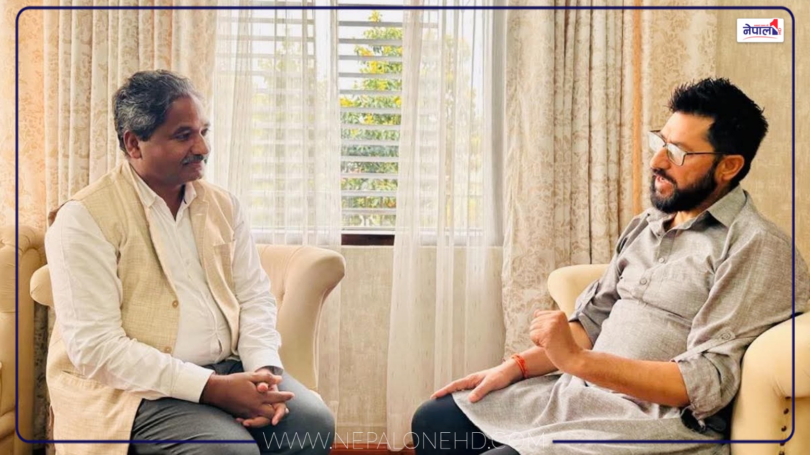 रास्वपा सभापती लामिछाने र आजपा नेता प्रभु शाहबीच भेटवार्ता