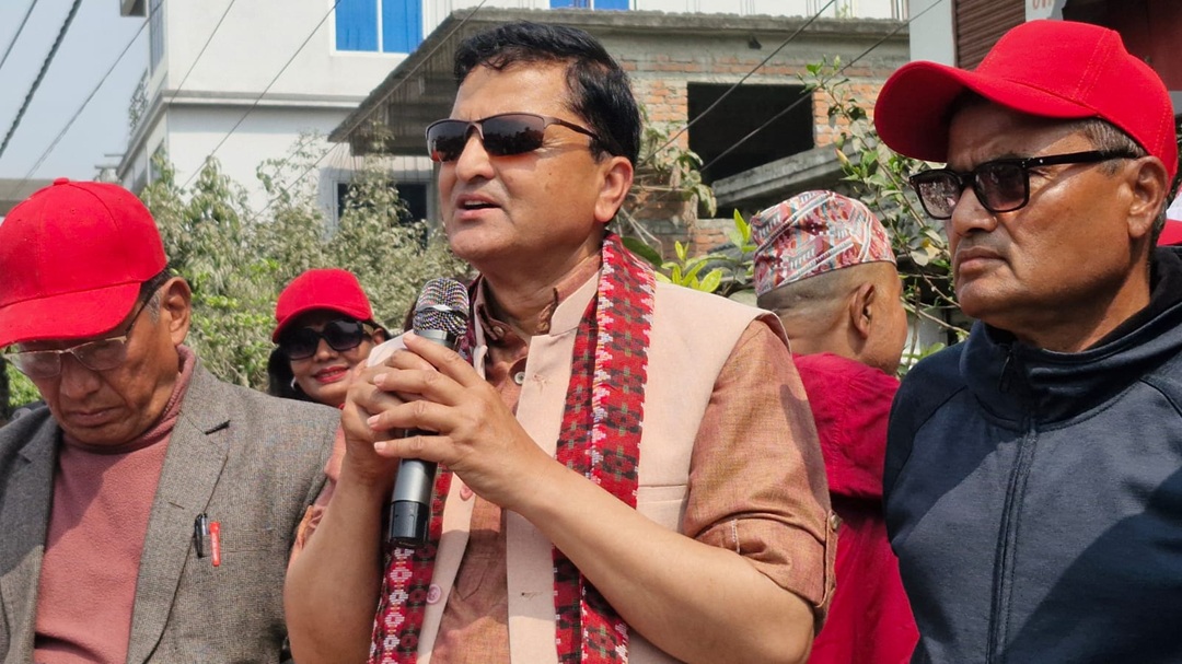 बालेनलाई याेगेश भट्टराईकाे कडा टिप्पणी- ठेगाना बिनाका झिल्केबाट सचेत बनौँ