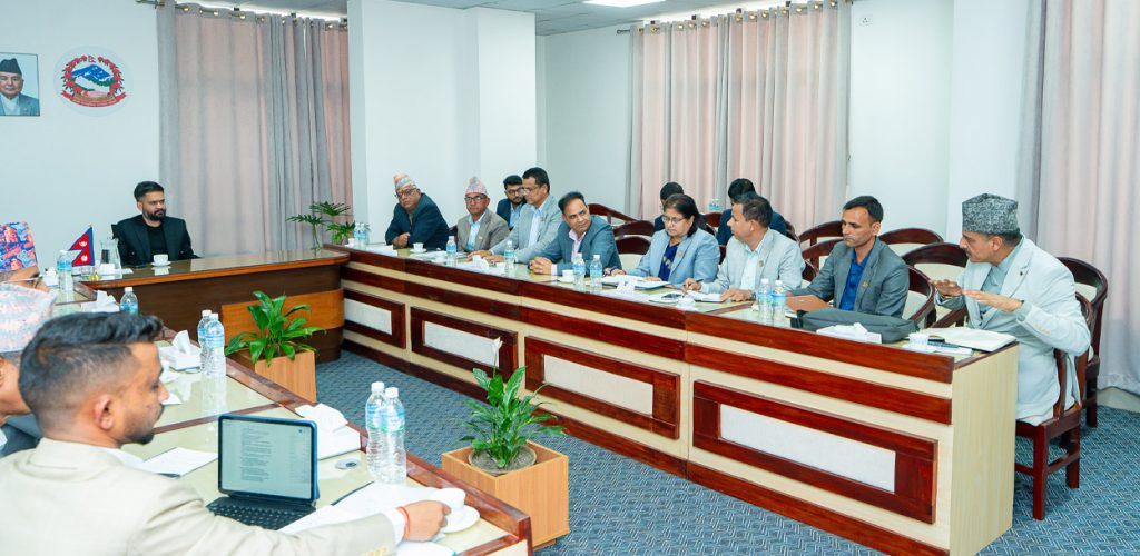 प्रधानमन्त्री बालेनको वाचा, ‘जरूरी आयोजनालाई प्राथमिकता दिएर अघि बढाउनेछौँ’