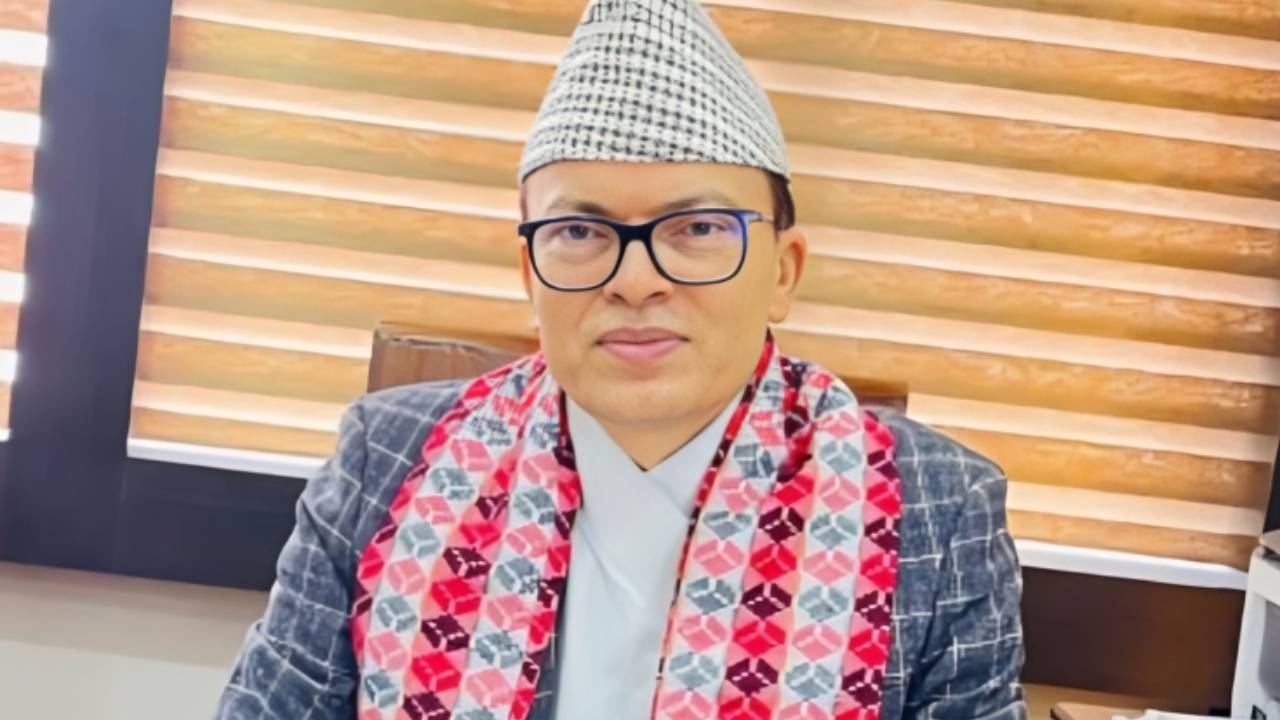 काठमाडौंका पूर्वप्रमुख जिल्ला अधिकारी छवि रिजाल पक्राउ