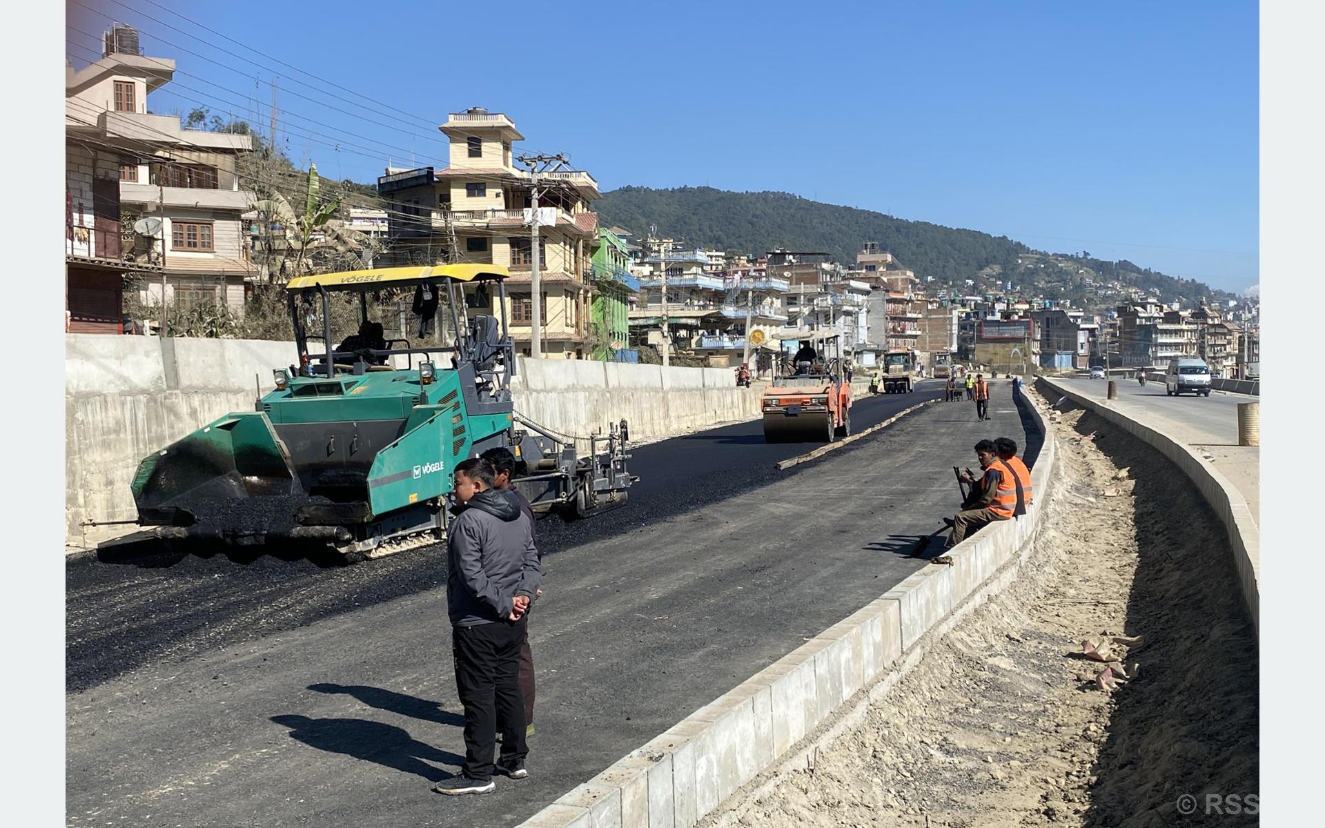 सूर्यविनायक–धुलिखेल सडक विस्तारः तीन वर्षमा ६७ प्रतिशत भौतिक प्रगति