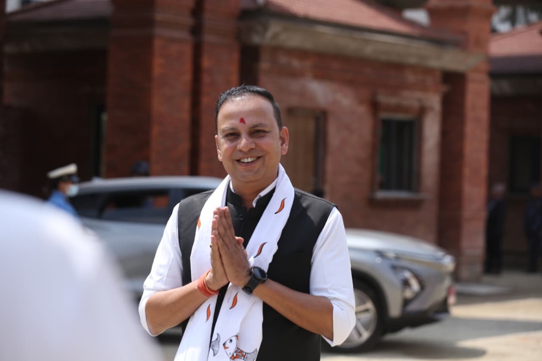 अब १०० मिटरको दौड जस्तो गतिमा काम गर्छौ : मनिष झा