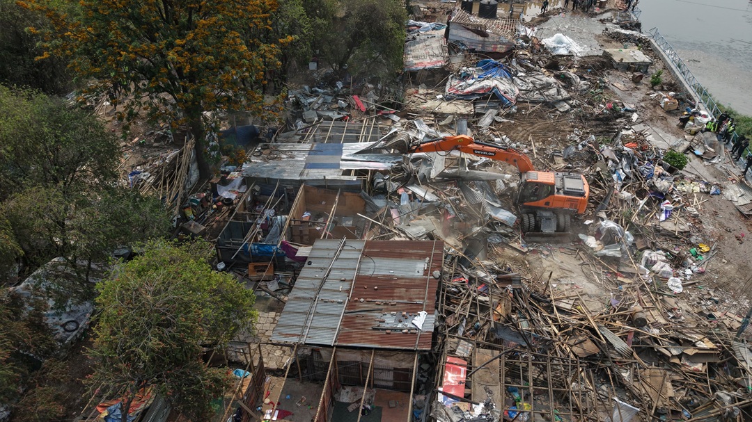 डोजर चलेपछि आकाशबाट यस्तो देखियो सुकुमबासी बस्ती (तस्बिरहहरू)