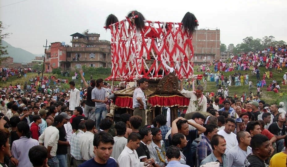 पच्चीस सय वर्ष पुरानो चण्डेश्वरी जात्राः देवताको रक्षार्थ खुसीयालीको पर्व