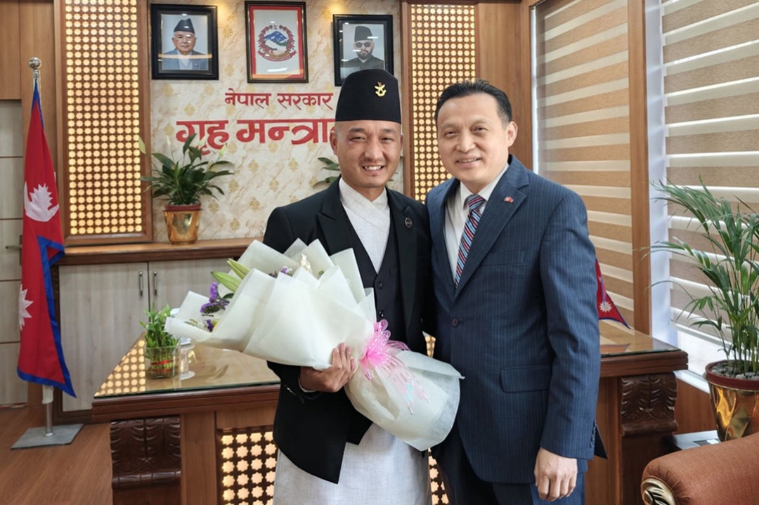 चीन बालेन सरकारसँग किन सशंकित ?