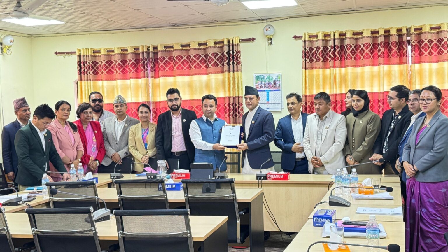 नयाँ नियमावलीमा सांसदको विशेषाधिकार प्रस्ताव