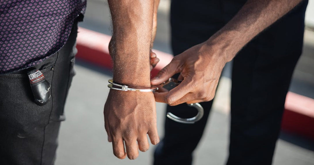 गाँजाको तेलसहित अमेरिकी नागरिक विमानस्थलमा पक्राउ