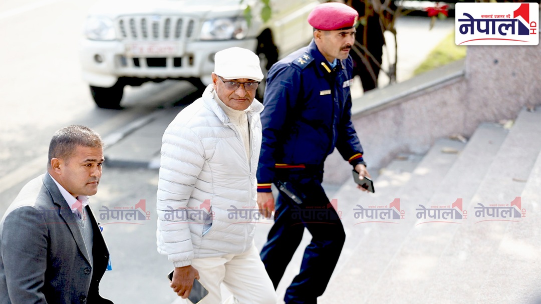 जेलबाट रिहा भएपछि पहिलो पटक बैठकमा सहभागी हुन पुगे रमेश लेखक (भिडियो)