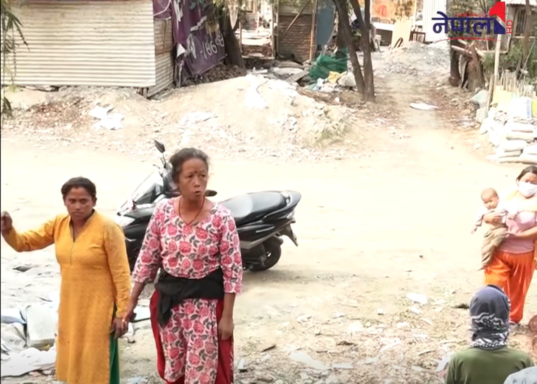 यो जग्गा बालेनले विदेशीलाई बेच्न लाग्यो – सुकुम्बासी (भिडियो)