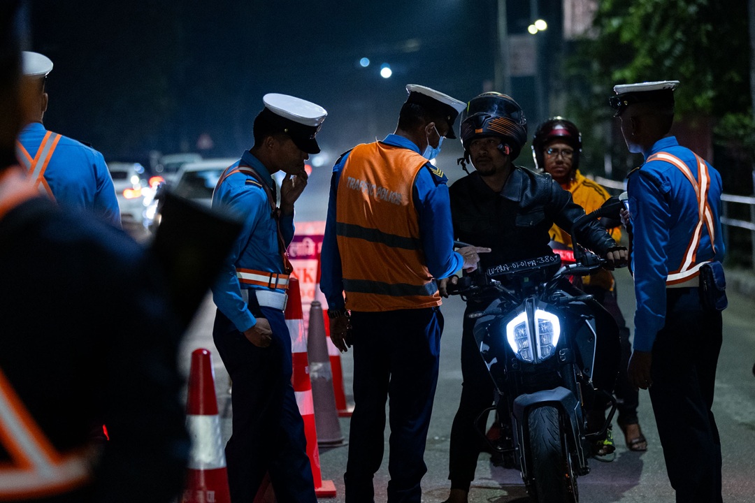 मापसे चेकिङ : ३ हजार ५०१ चालक कारबाहीमा