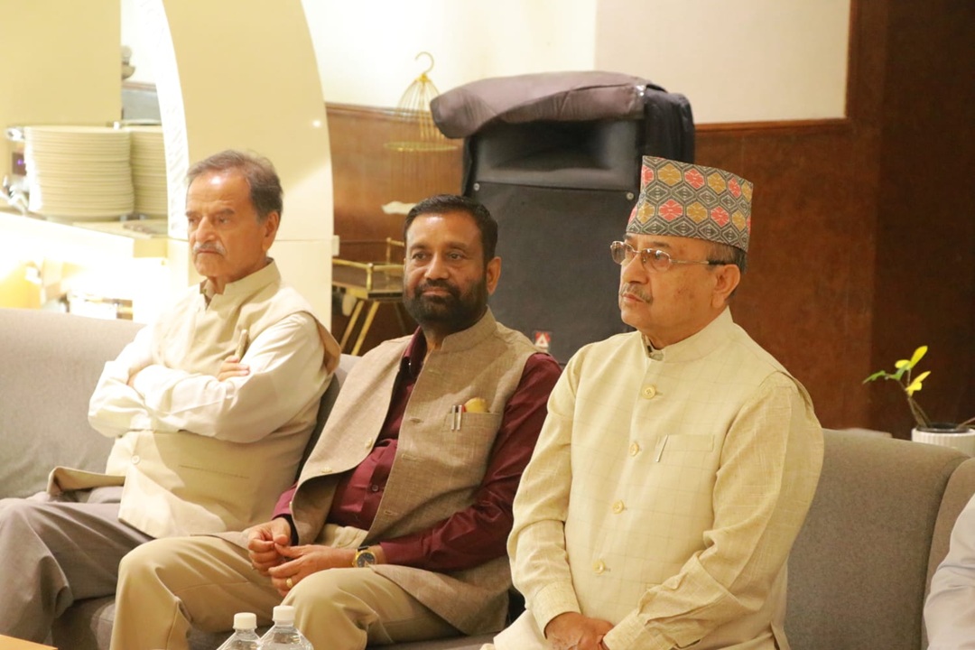 कांग्रेस फुटाएर नयाँ दल गठन गरौँ भन्ने को–को हुन् ?