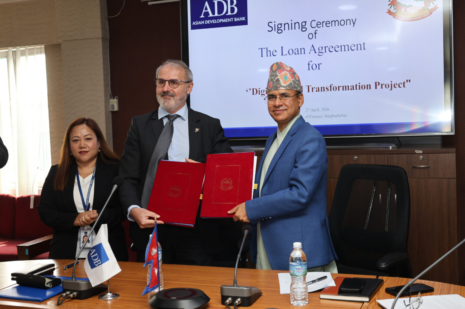 डिजिटल रूपान्तरण परियोजनाका लागि एडिबीसँग ऋण सम्झौता