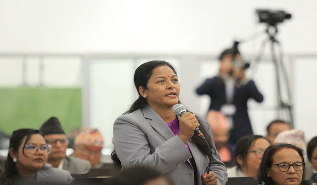 ओली-लेखकलाई तुरुन्त रिहा गर्न एमाले सांसद विकको माग (भिडियो)