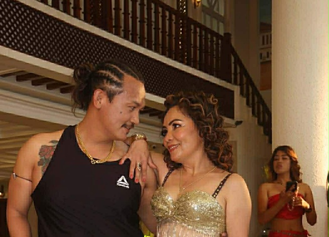 पाउजुको छम छम’ मा एन जेट शालु  को हट अवतार, जस बहादुर याखा पनि मोडलिङमा