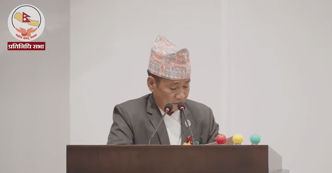 बैठक ढिला सुरु भएकोमा साम्पाङको असन्तुष्टि