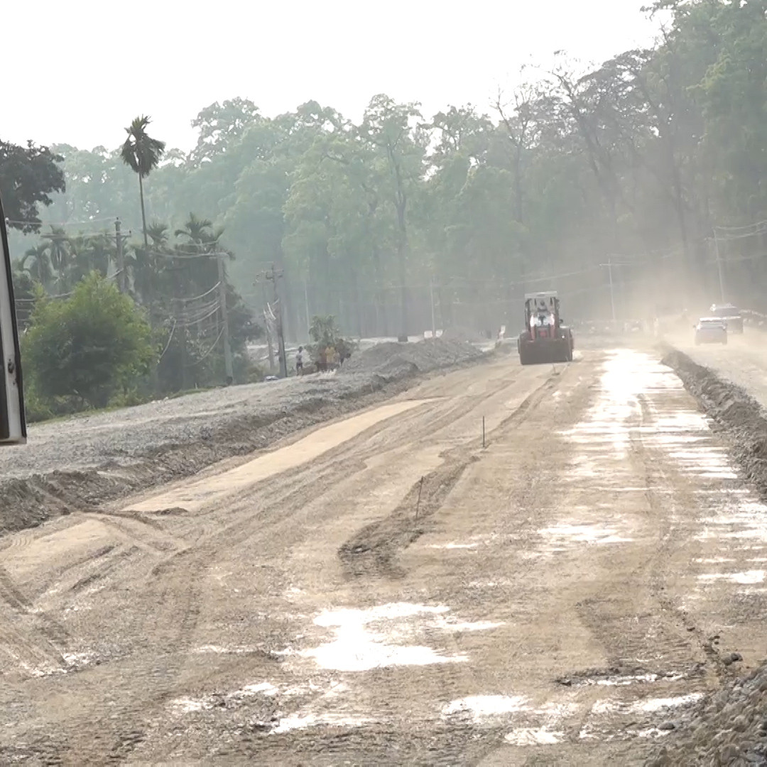 इन्धन संकटको मारः काँकडभिट्टा–लौकही सडक निर्माण सुस्त