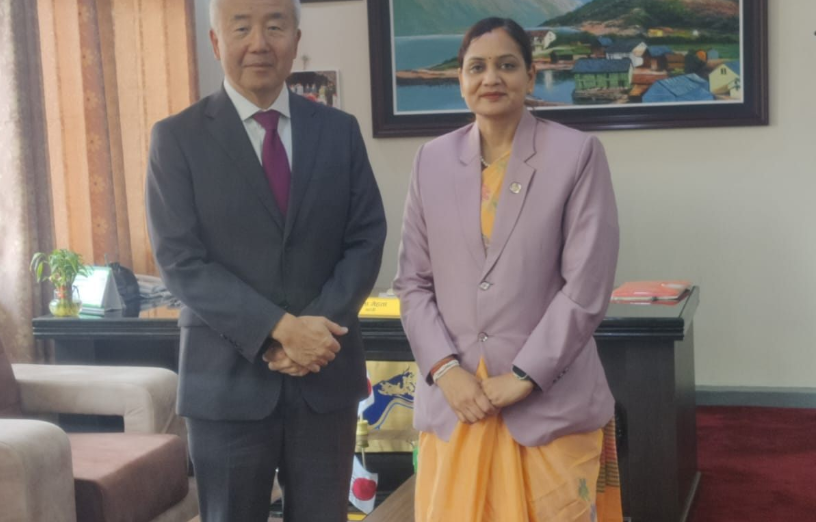 स्वास्थ्यमन्त्री मेहतासँग नेपालका लागि जापानका राजदूत मायदा तोरूको शिष्टाचार भेट