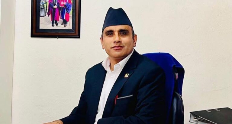 महान्यायाधिवक्ता डा कँडेलविरुद्ध तीन रिट