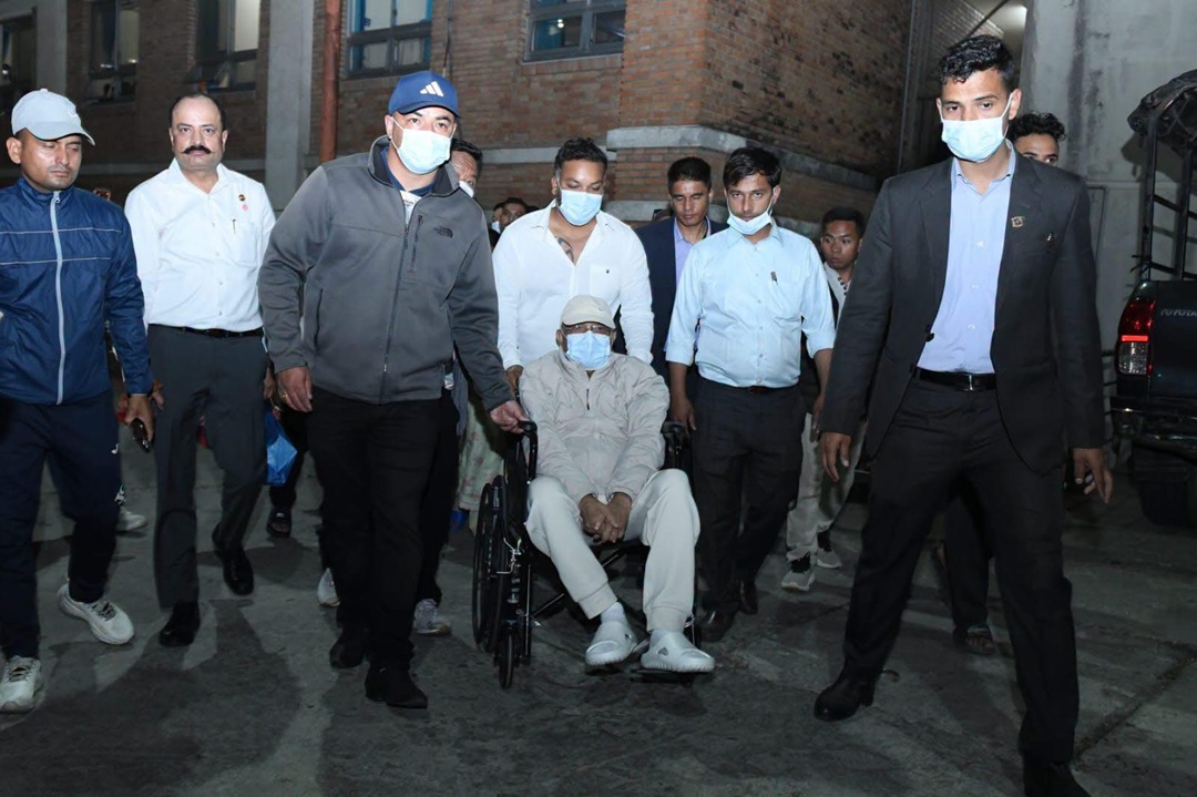 २१ दिनपछि गुण्डु फर्के ओली