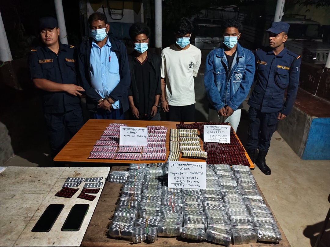 प्रहरीले छापा मार्दा भेटियो भारीभरकम लागूऔषध,फार्मेसी सञ्चालक पक्राउ